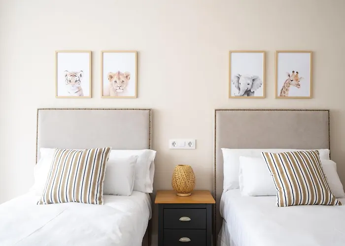 Acogedor Con Ascensor En El Centro Apartment