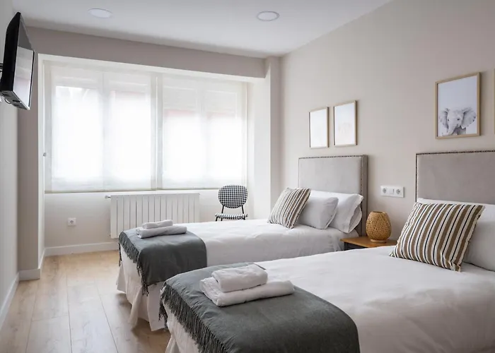 Acogedor Con Ascensor En El Centro Apartamento