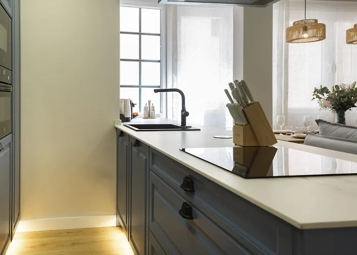 Acogedor Con Ascensor En El Centro Apartamento *